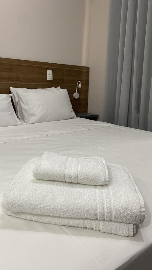 Flat De Luxo Centro Sp Com Piscina,academia,lavanderia,garagem E Seguranca 24h